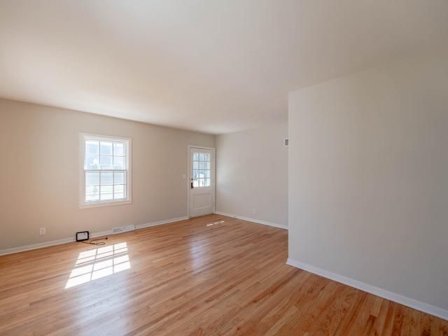 1607 Stratford Court