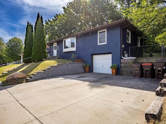 1607 Southview Blvd, South Saint Paul, MN 55075