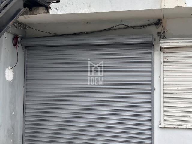 1608 Local Comercial en renta col. La Nogalera en San Nicolas