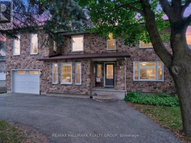 1608 Prince Of Wales Drive, Ottawa, ON, K2C 1P3 house for sale | Listing ID X13790 | Royal LePage