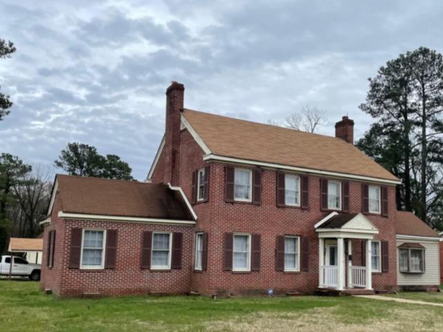 1609 Main Street