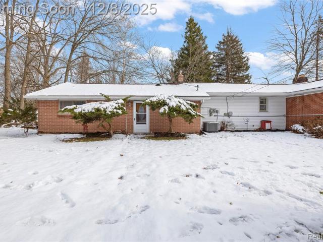 16000 S Huron River Drive