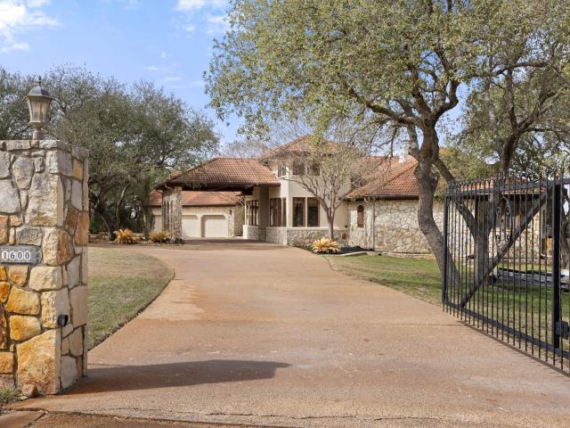 1600 Las Entradas Dr, Spicewood, TX 78669 | MLS #4744