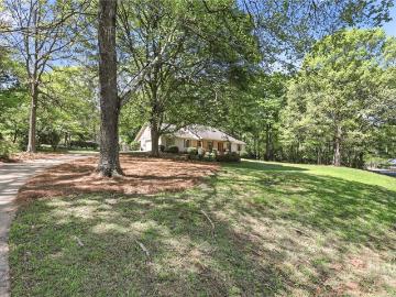 1600 Robinhood Road