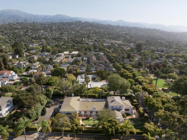 1600 Santa Barbara St, Santa Barbara, CA 93101 | MLS #25 3995