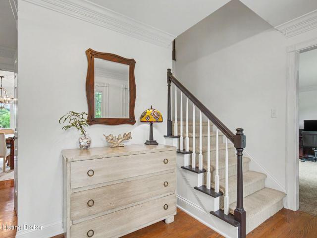 1600 Saratoga Trace