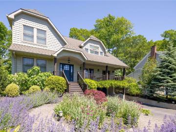 1600 Westview Dr, Mattituck, NY 11952 | MLS #L3524