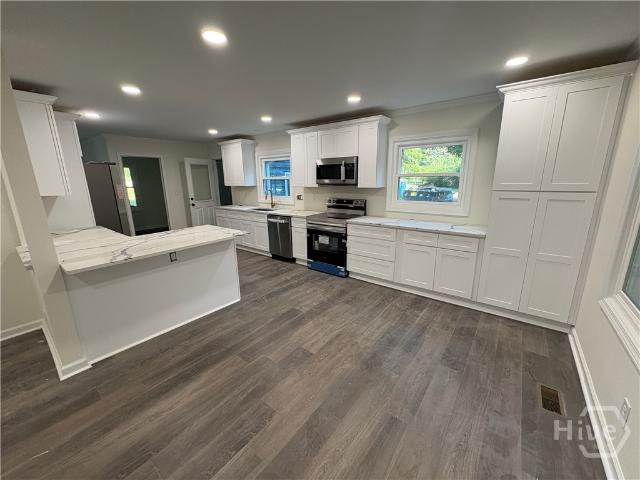 1600 Whit Davis Road