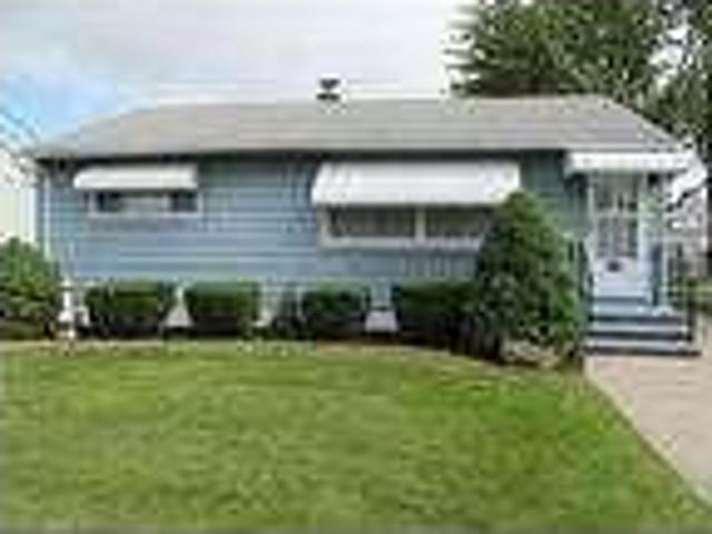 16010 Bowfin Blvd, Brookpark, Oh 44142 3 Beds 1 Bath 936 Sqft