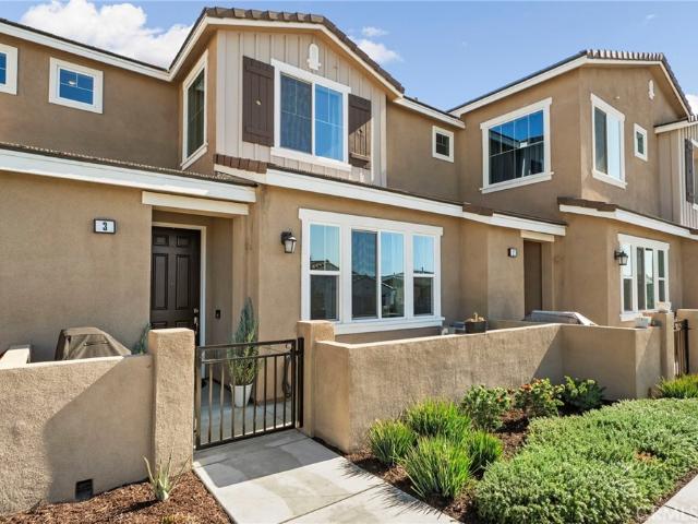 16018 Lasselle Street 3