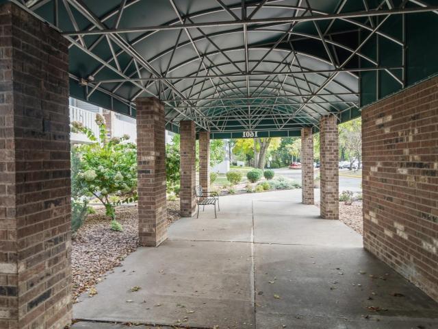 1601 N Innsbruck Drive # 278NE