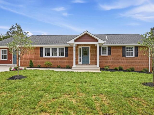 1601 Cedar Hill Rd
