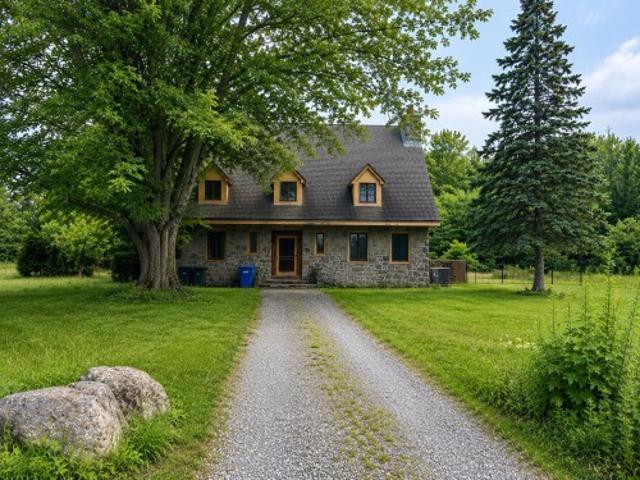 1601 Ch. Daoust, Vaudreuil Dorion, QC, J7T 2C8 house for lease | Listing ID 16379 | Royal LePage