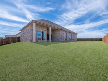1601 Fabian Drive