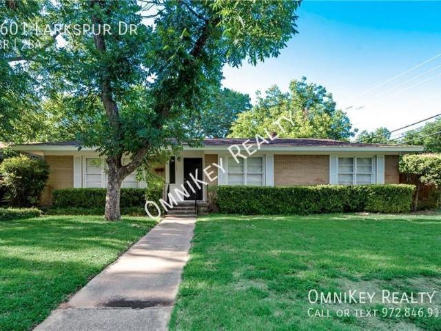 1601 Larkspur Dr, 3 beds, 2 full baths