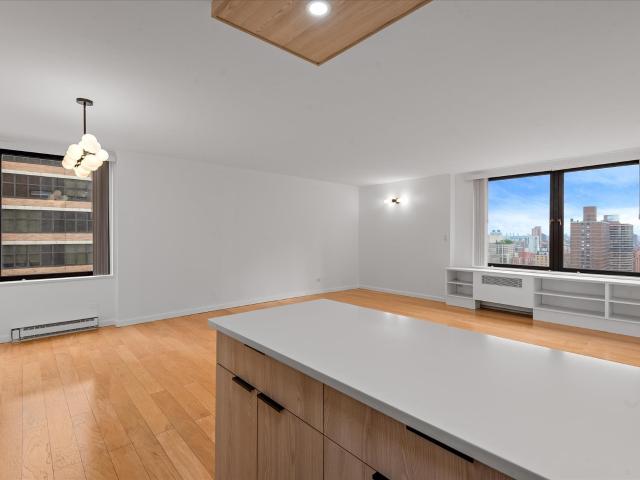 1601 Third Avenue, New York, NY