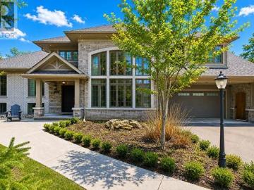 1601 Venetia Drive, Oakville, ON, L6L 1K8 house for sale | Listing ID W13488 | Royal LePage