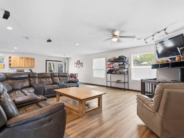 1601 Ward Road