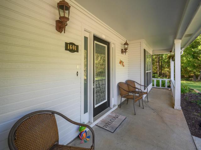 1601 Windsor Lane