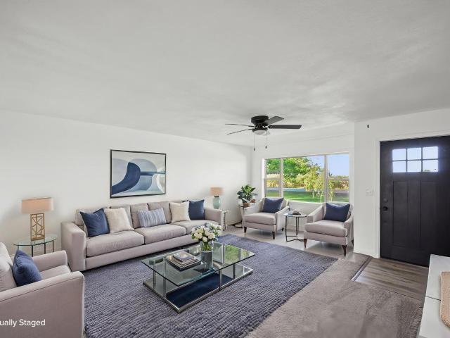 1601 1 N Maish Road