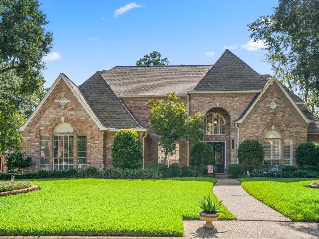 16022 Stewarts Grove Drive
