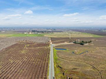 16025 E Harney Ln, Lodi, CA 95240 | MLS #226003