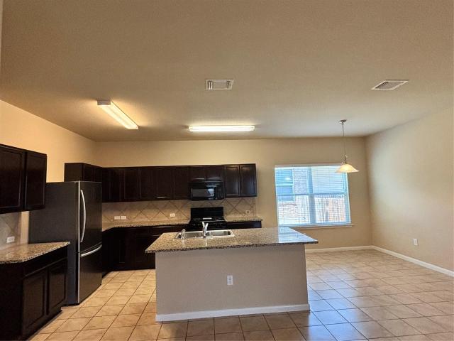 1602 Atlas Rd