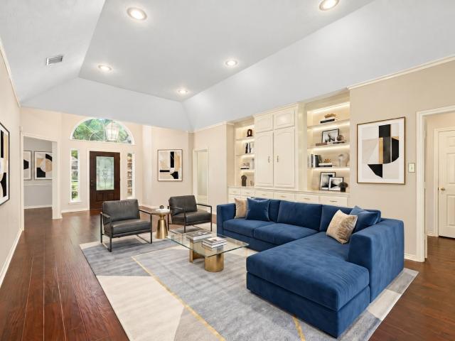 1602 Hannington Drive