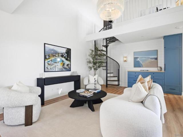 1602 San Remo Place 201