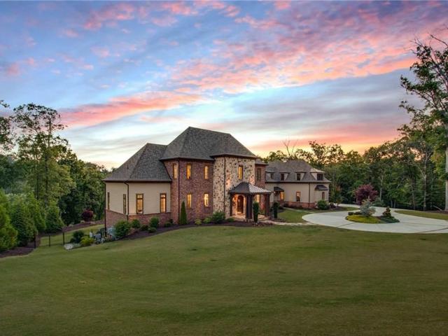 16037 Manor Club Drive, Alpharetta, US, GA