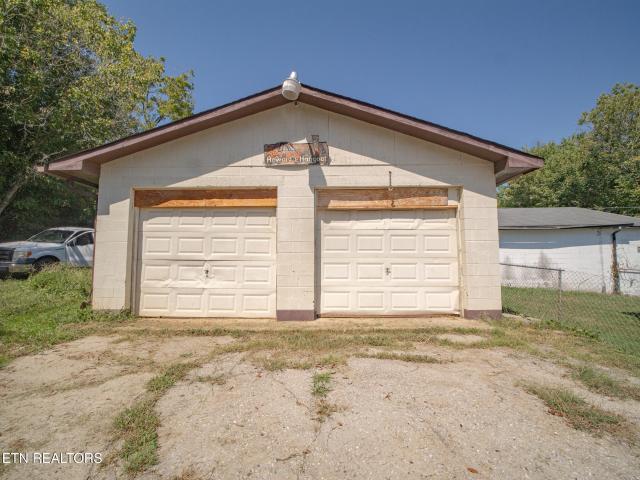 1603 Willoughby Rd