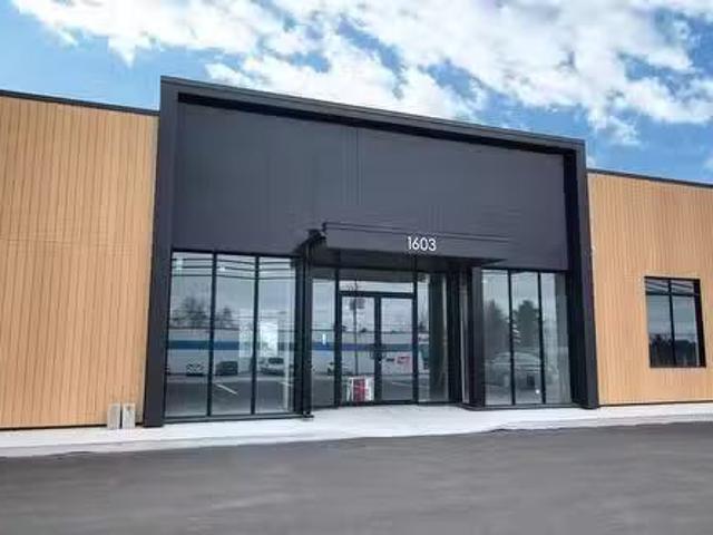 1603 3E Avenue, Val D'Or, QC, J9P 1V8 commercial for lease.