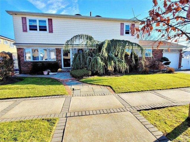 160 4 st, Howard Beach, NY 11414