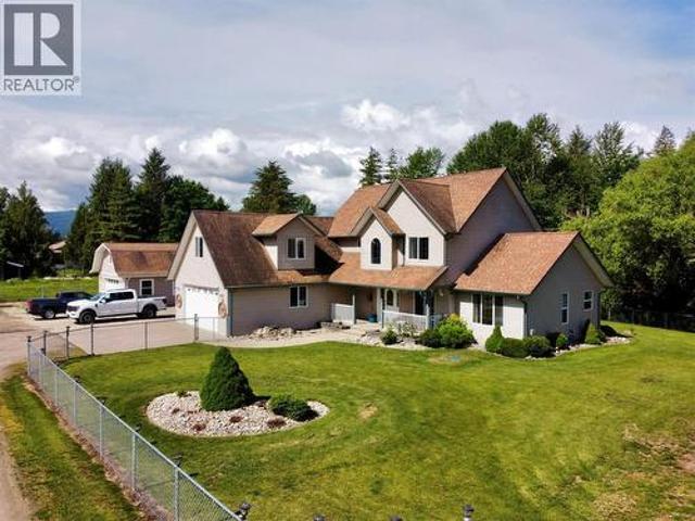 160 Carlin Street, Grindrod, BC, V0E 1Y0 house for sale | Listing ID 10399 | Royal LePage
