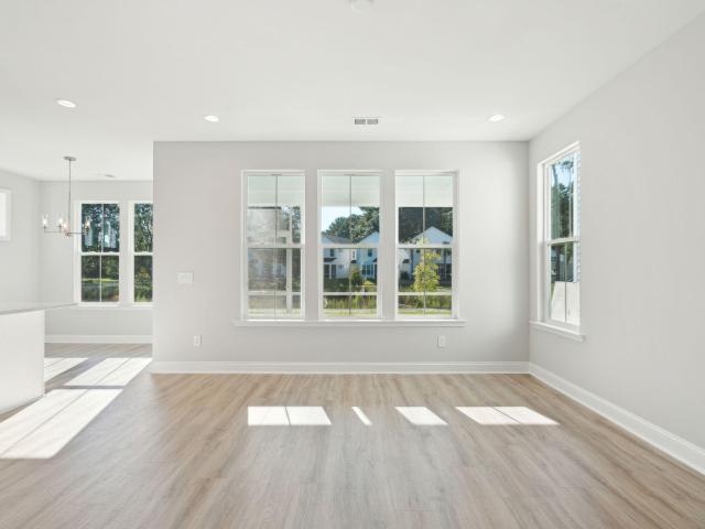 160 Claret Cup Way