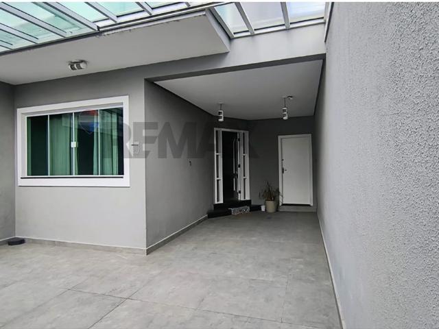 160 Área Útil Casa Alugar, 3 Dormitórios localizado em Rua Itapuí, 71 SHOPPING INTERLAGOS Vila Arriete, São Paulo, São Paulo, 04445040 | Brasil