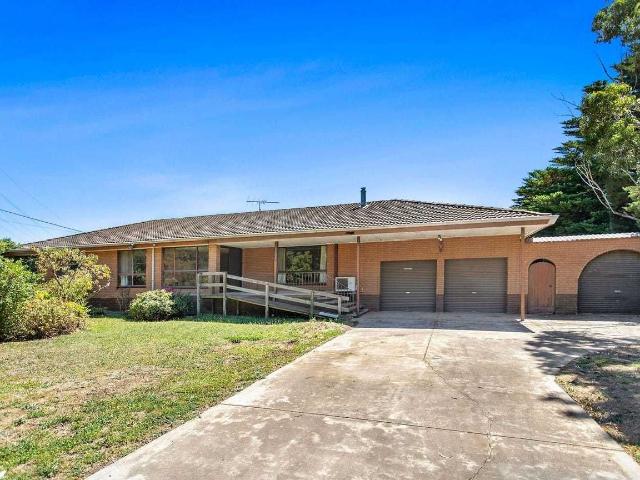 160 Asher Road, Lovely Banks, VIC 3213