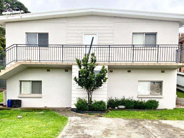 1/60 beverley avenue, unanderra nsw 2526