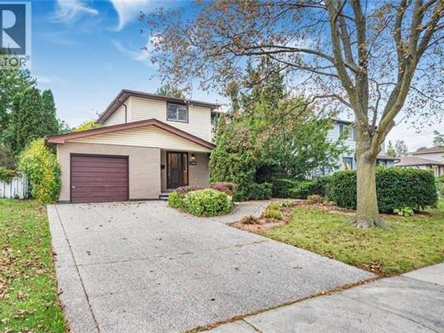 160 Birchcliffe Crescent, Hamilton, ON, L8T 4K9 house for sale | Listing ID 40873 | Royal LePage