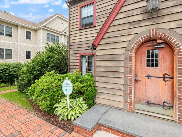 160 Daniel Webster Highway # 160