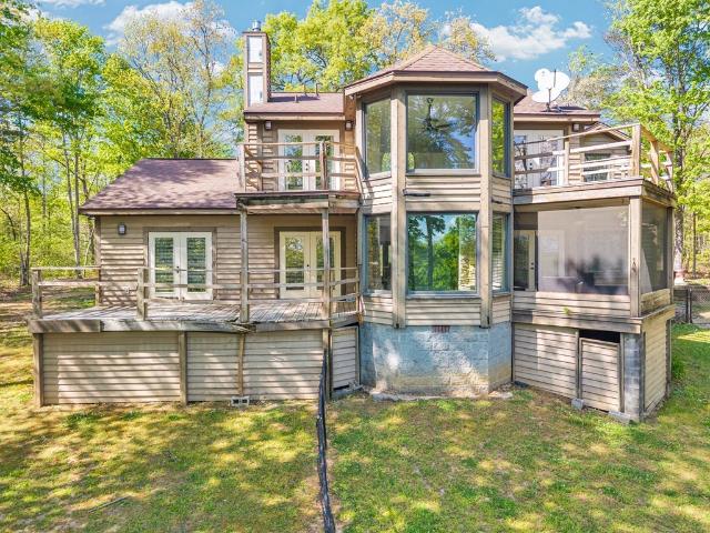 160 Eagles Bluff Cir