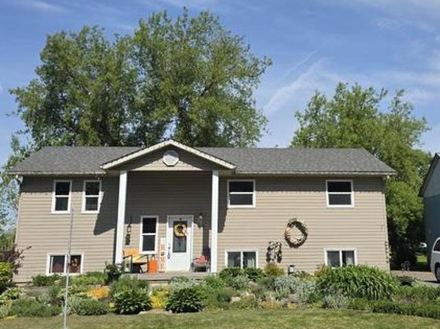 160 Elora Street W, Mapleton, ON, N0G 2K0 house for sale | Listing ID X13058 | Royal LePage