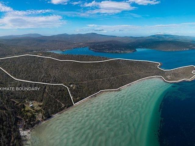 160 hectares. Two titles. Almost 3km of coastal boundary