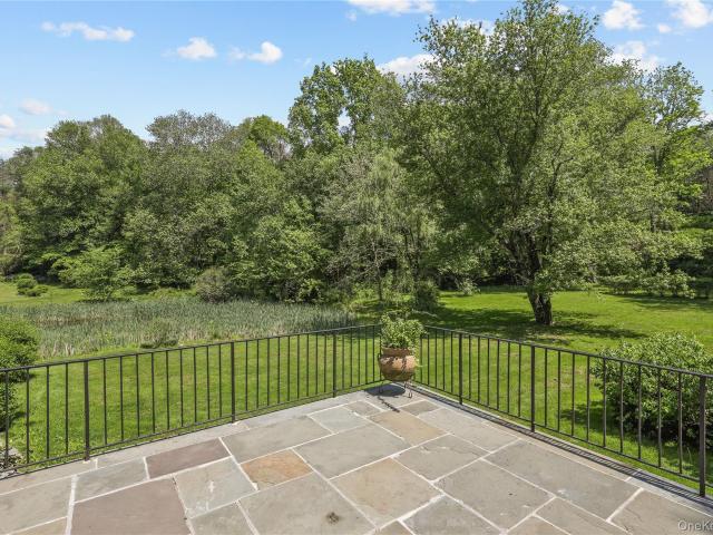 160 Long Ridge Road