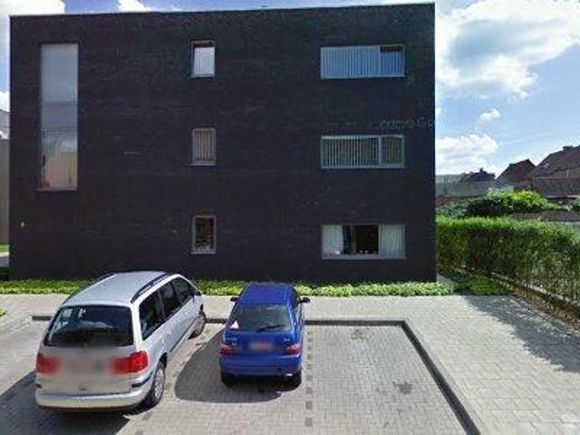 160 m2 apartment for rent in Lokeren