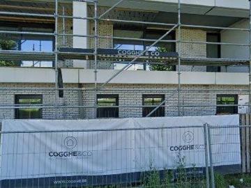 160 m2 apartment for rent in Schoten