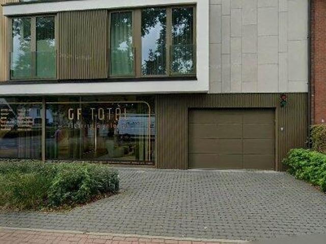 160 m2 apartment for rent in Zoersel