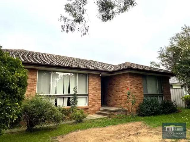 160 Maribyrnong Avenue, KALEEN House for rent Listed by Daniy.