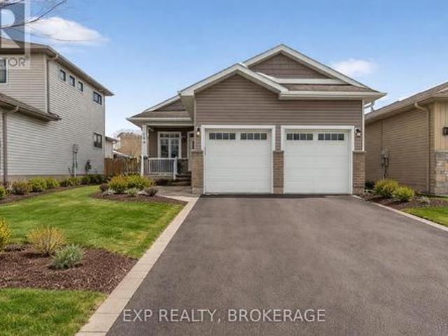 160 Mcdonough Crescent, Loyalist Amherstview, ON, K7N 0B3 house for sale | Listing ID X13418 | Royal LePage
