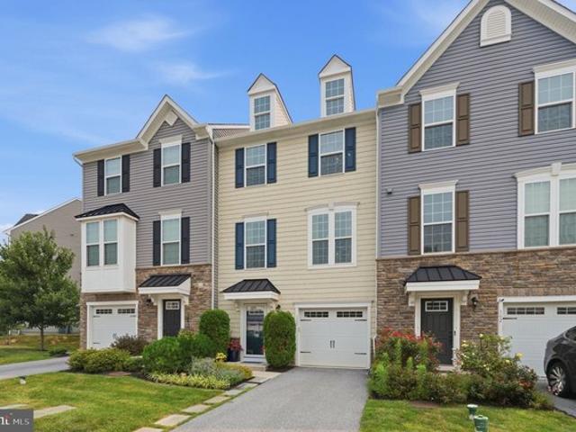 160 Mulberry Dr, Malvern, PA 19355